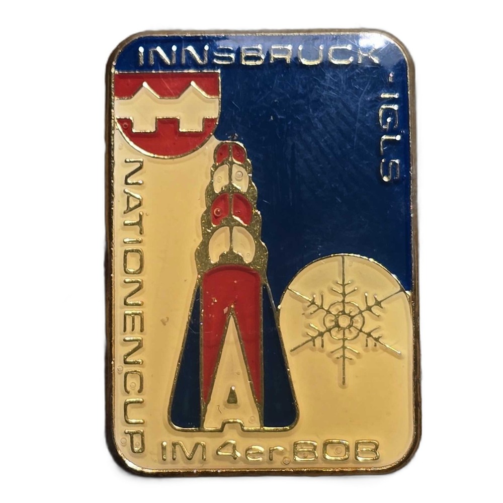 Innsbruck Igls Nations Cup 4er Bob Bobsleigh Backpack Bag Lapel Vest Hat Pin F17